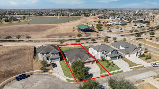 9710 Golden Cypress Drive, Rosharon, TX 77583