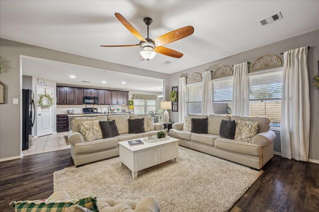 9710 Golden Cypress Drive, Rosharon, TX 77583