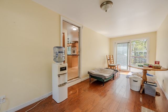 92 Parker St, Fitchburg, MA 01420