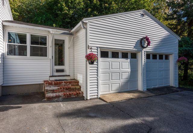 156 Walnut Street, Reading, MA 01867