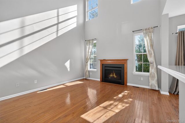 83 Barr Lane, Monroe, NY 10950