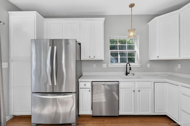 83 Barr Lane, Monroe, NY 10950