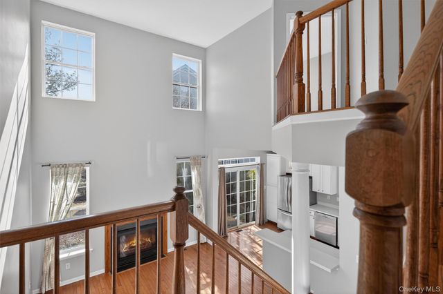 83 Barr Lane, Monroe, NY 10950