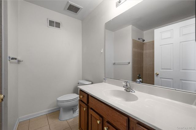 83 Barr Lane, Monroe, NY 10950