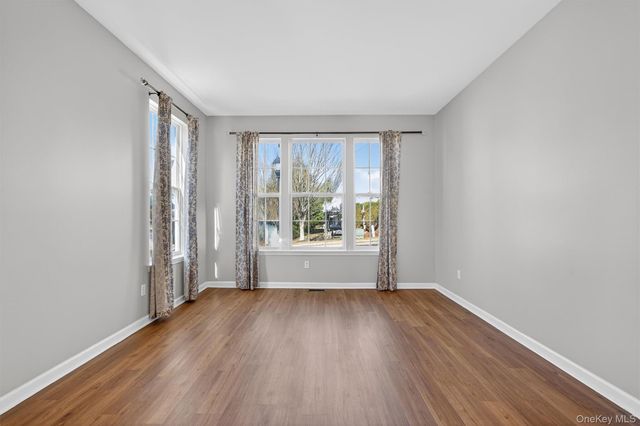 83 Barr Lane, Monroe, NY 10950