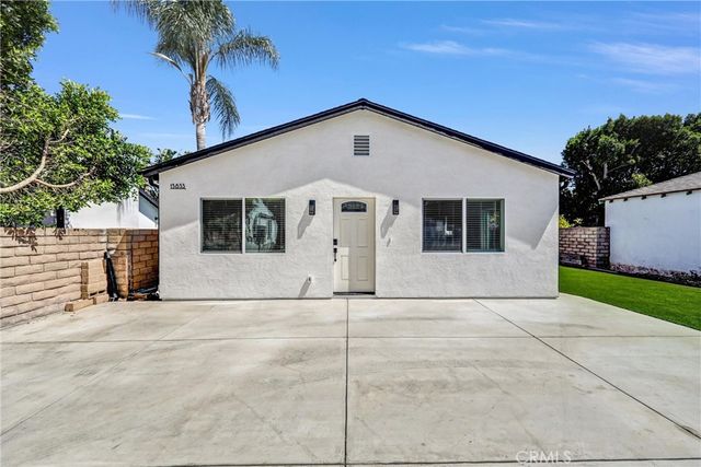 13831 Bessemer, Valley Glen, CA 91401