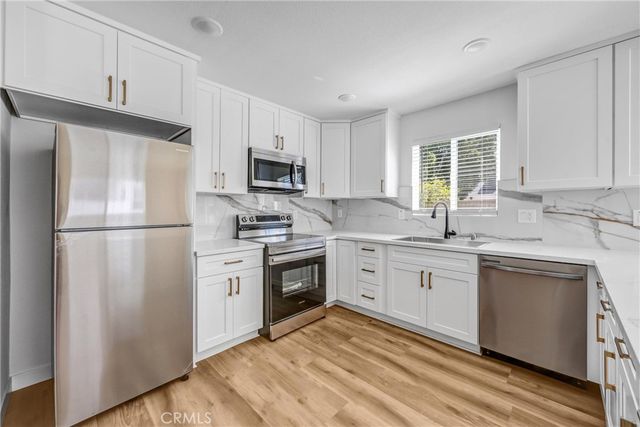 13831 Bessemer, Valley Glen, CA 91401