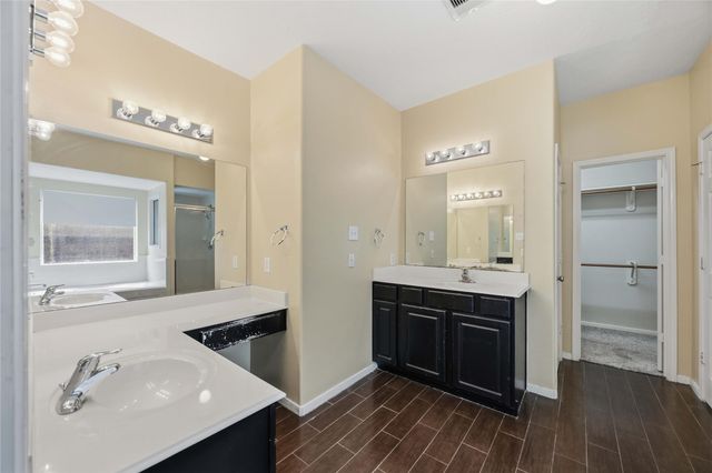 3821 Houston Lake Drive, Pearland, TX 77581