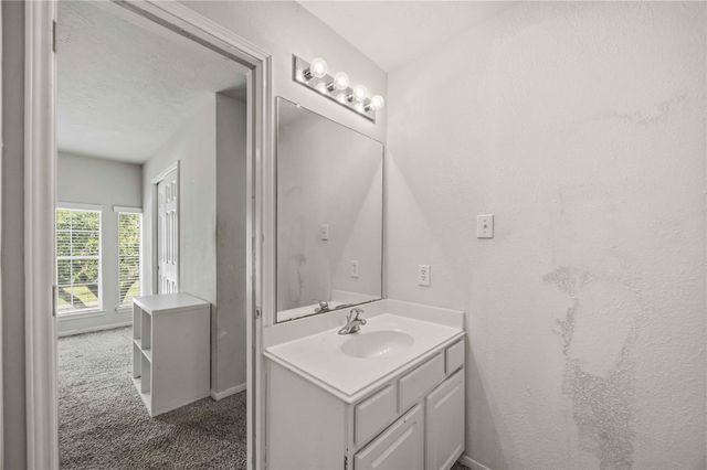 3821 Houston Lake Drive, Pearland, TX 77581