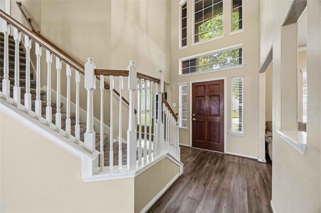 3821 Houston Lake Drive, Pearland, TX 77581
