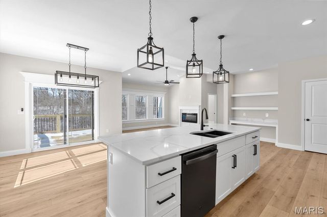 7923 Walker Meadows Drive, Caseyville, IL 62232