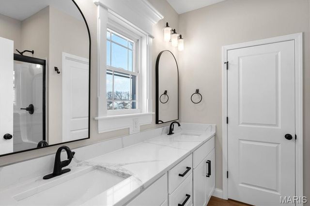 7923 Walker Meadows Drive, Caseyville, IL 62232