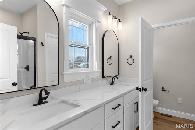 7923 Walker Meadows Drive, Caseyville, IL 62232