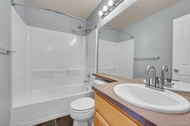 3616 Oakwood Drive, Longmont, CO 80503