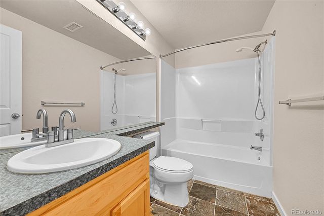 3616 Oakwood Drive, Longmont, CO 80503