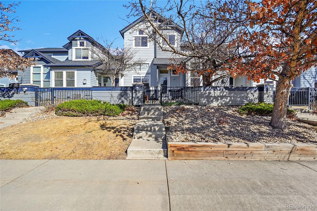 3616 Oakwood Drive, Longmont, CO 80503