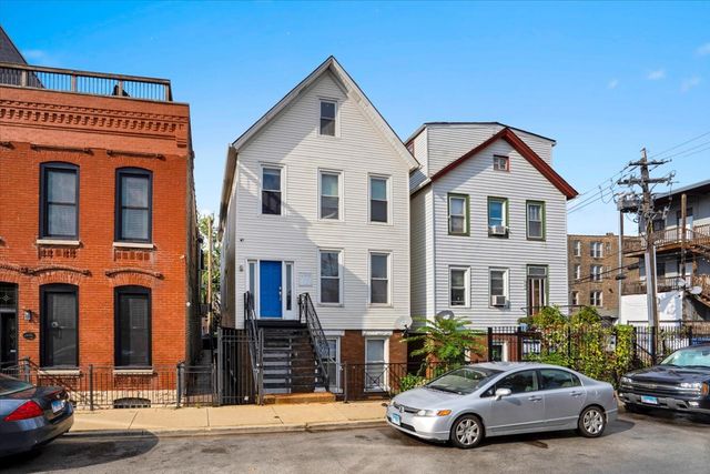 1618 W Blackhawk Street 1, Chicago, IL 60622