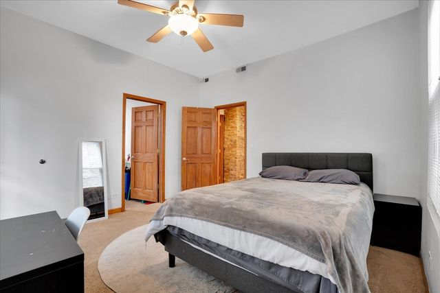 1618 W Blackhawk Street 1, Chicago, IL 60622
