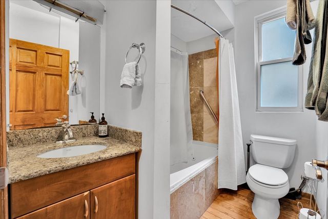 1618 W Blackhawk Street 1, Chicago, IL 60622