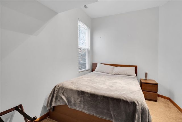 1618 W Blackhawk Street 1, Chicago, IL 60622