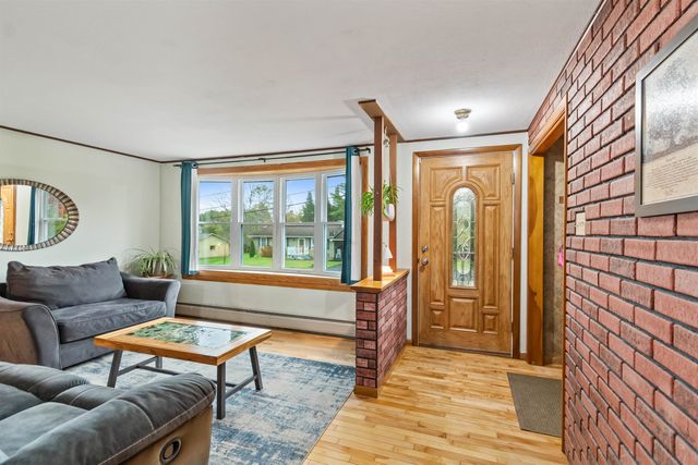 18 Phil Street, Barre Town, VT 05649