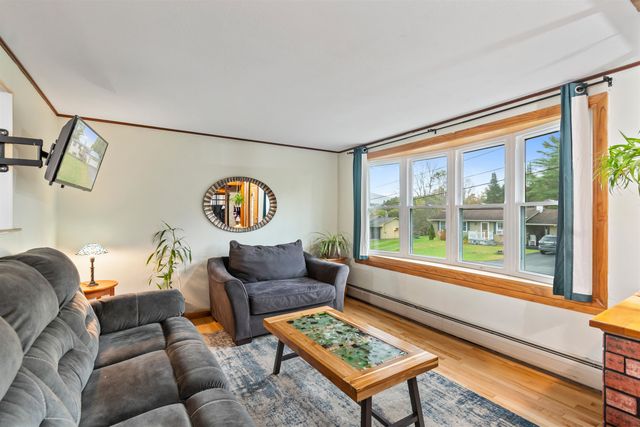 18 Phil Street, Barre Town, VT 05649