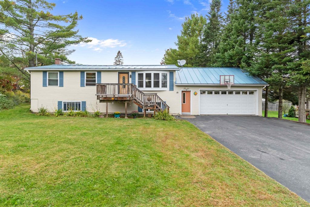 18 Phil Street, Barre Town, VT 05649
