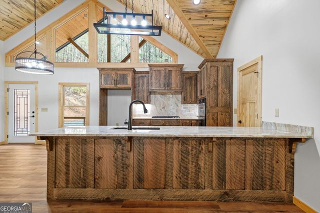 641 Bryant Farm Lane, Ellijay, GA 30540