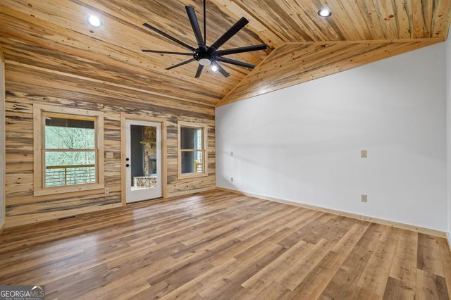 641 Bryant Farm Lane, Ellijay, GA 30540