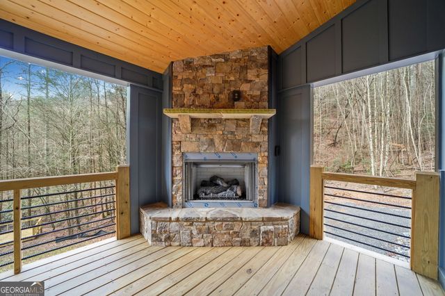 641 Bryant Farm Lane, Ellijay, GA 30540