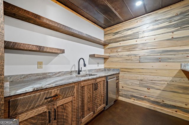 641 Bryant Farm Lane, Ellijay, GA 30540