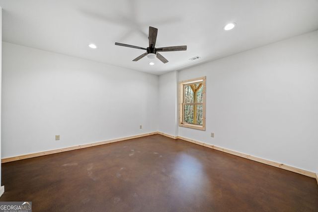 641 Bryant Farm Lane, Ellijay, GA 30540