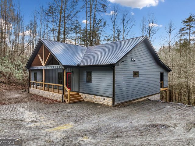 641 Bryant Farm Lane, Ellijay, GA 30540