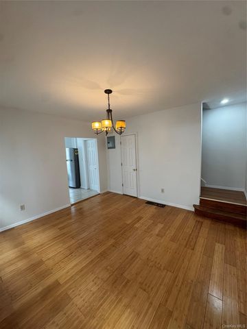 10440 89th Avenue, Richmond Hill, NY 11418