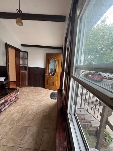 10440 89th Avenue, Richmond Hill, NY 11418