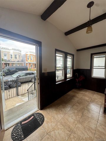 10440 89th Avenue, Richmond Hill, NY 11418
