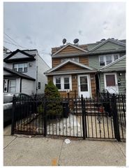 10440 89th Avenue, Richmond Hill, NY 11418