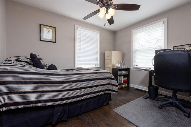 2619 NE 56TH Street, Kansas City, MO 64119