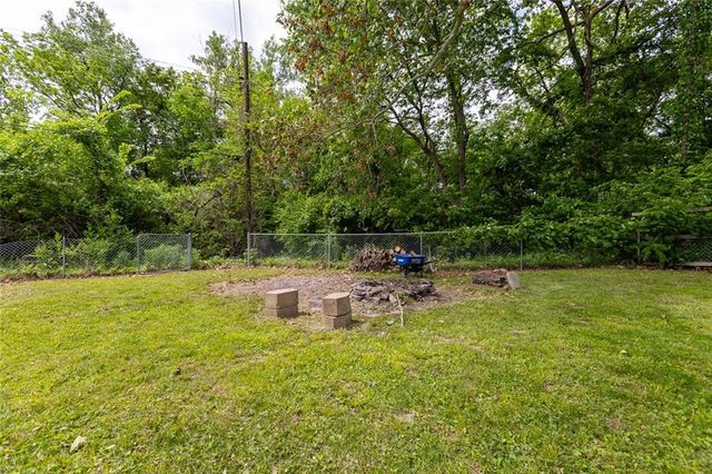 2619 NE 56TH Street, Kansas City, MO 64119