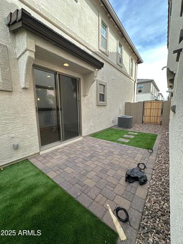 1223 W SPARROW Drive, San Tan Valley, AZ 85140