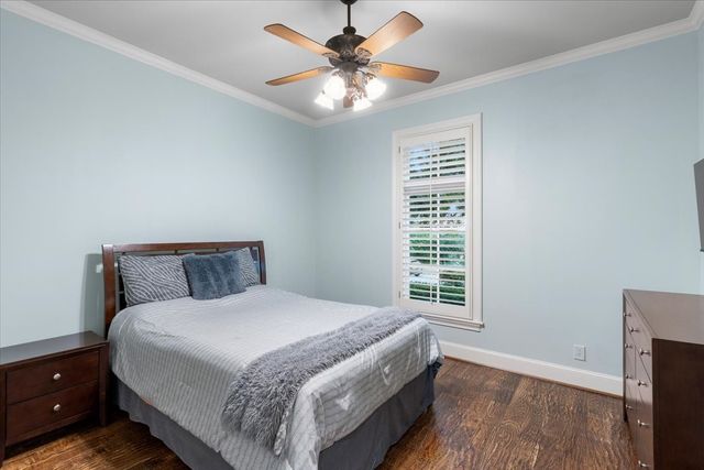1029 Long Isles Lane, Lewisville, TX 75056