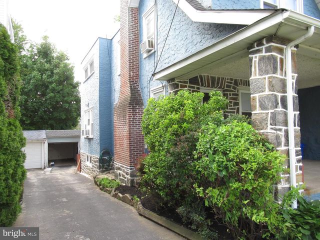 3832 CREST RD, Drexel Hill, PA 19026