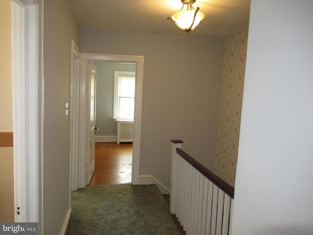 3832 CREST RD, Drexel Hill, PA 19026