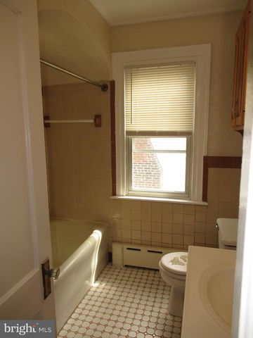 3832 CREST RD, Drexel Hill, PA 19026