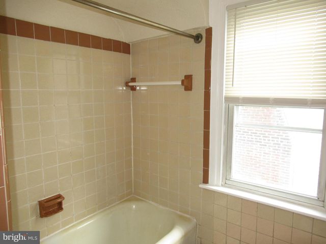 3832 CREST RD, Drexel Hill, PA 19026