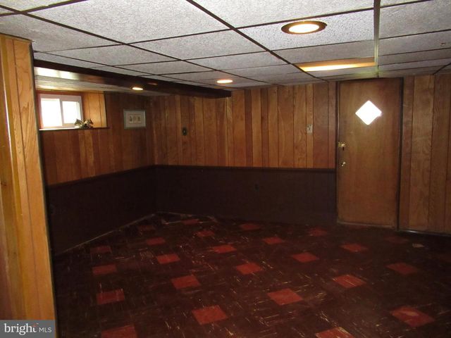 3832 CREST RD, Drexel Hill, PA 19026