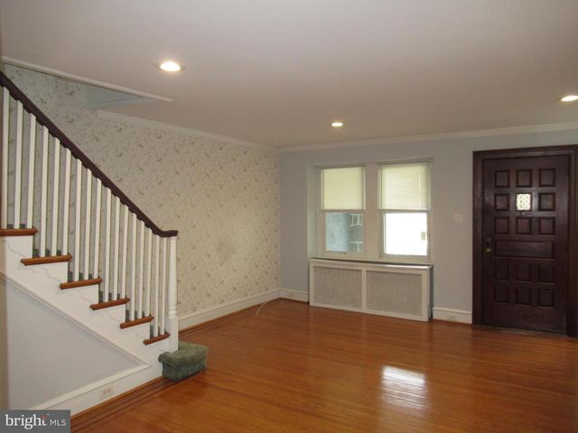 3832 CREST RD, Drexel Hill, PA 19026