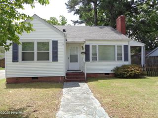 714 Cameron Drive, Kinston, NC 28501
