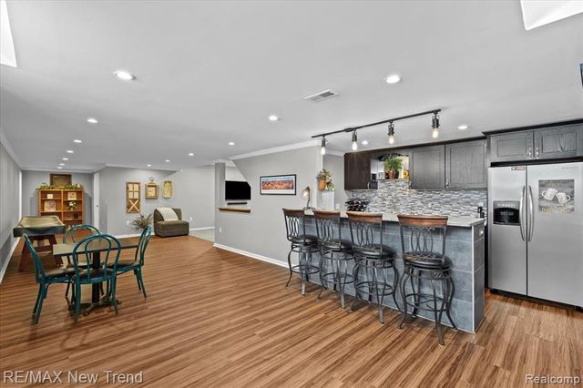 10288 Brunswick Drive, South Lyon, MI 48178