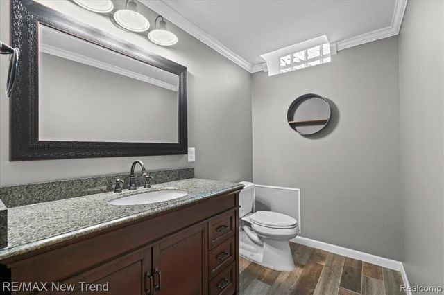 10288 Brunswick Drive, South Lyon, MI 48178